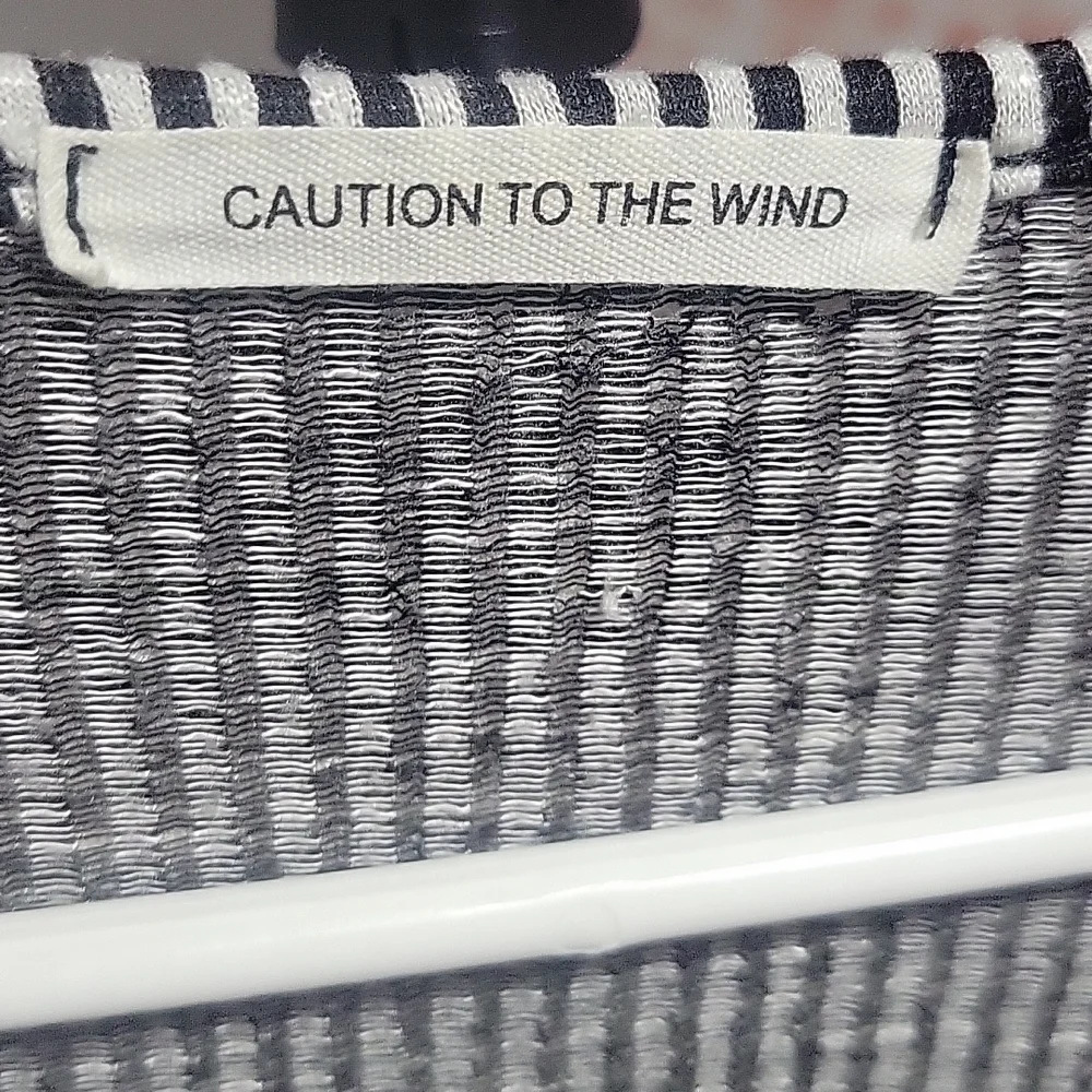 Black and white stripped blouse size Small. Long sleeves - Picture 6 of 7